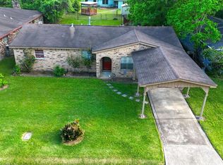 1465 Fairway St, Beaumont, TX 77703