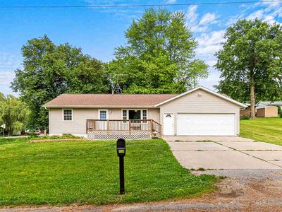 231 N Navajo Ln, North English, IA, 52316