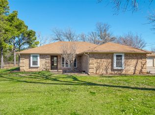 130 Trailwood Dr, Joshua, TX 76058
