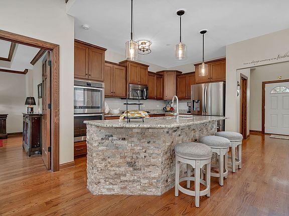 4th image of 19754 Mulroy Cir