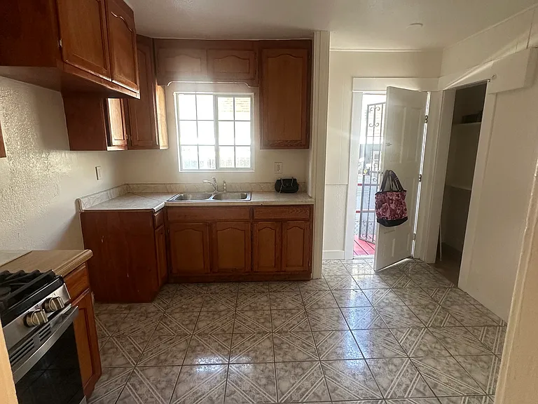 3333 Pepper Ave #2 — Photo 17
