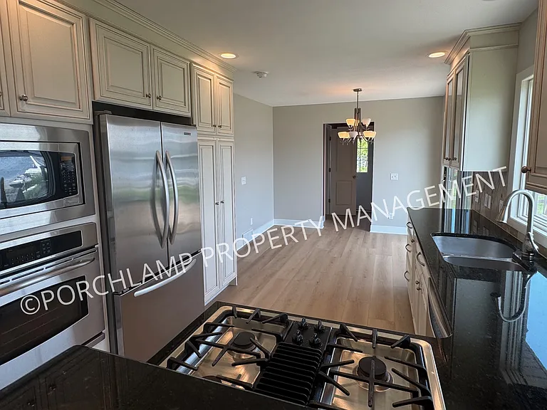 15770 Connelly Ave — Photo 19