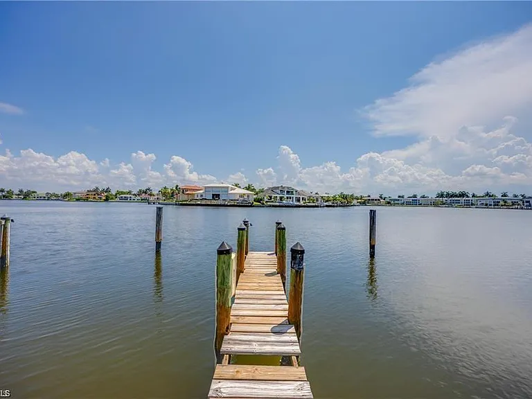3070 Gulf Shore Blvd N #103 — Photo 12