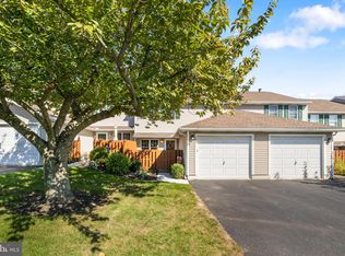 103 Spruce Ct #87, York, PA 17408