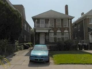 2nd image of 2667 Tuxedo St