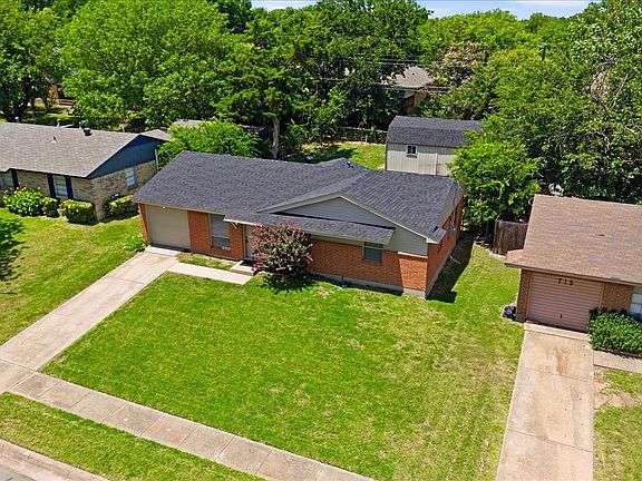 4th image of 715 Thrush Ave