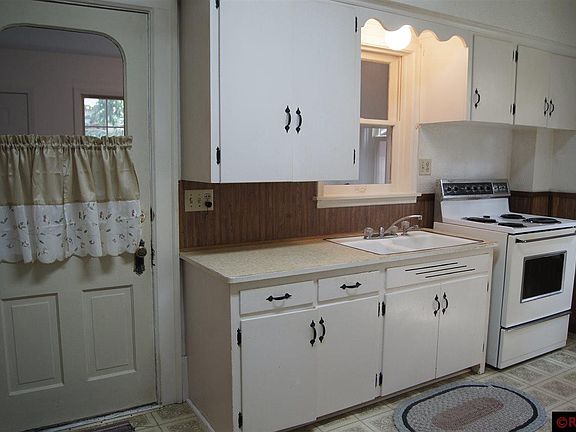 4th image of 115 N Franklin St