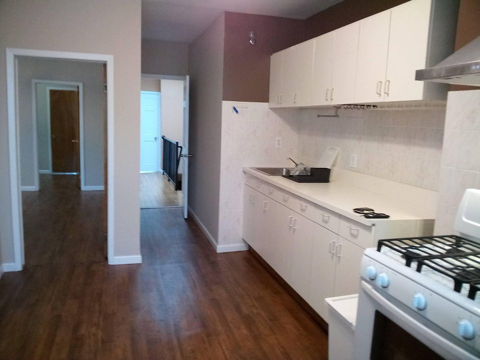 1st image of 6150 Eliot Ave Floor 2