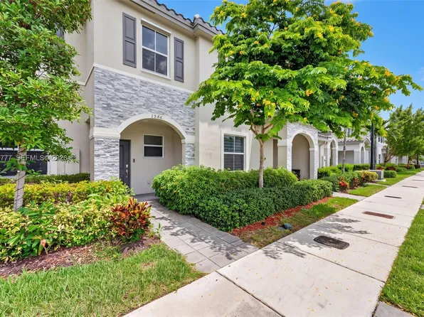 1586 SE 27th Ter #1586, Homestead, FL 33035