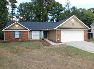 301 Heathrow Dr, Riverdale, GA 30274