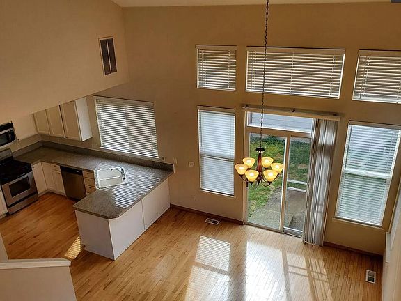 3rd image of 15019 NE 8th Pl