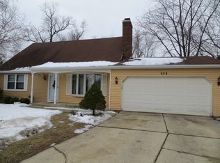 524 Shenandoah Trl, Elgin, IL 60123