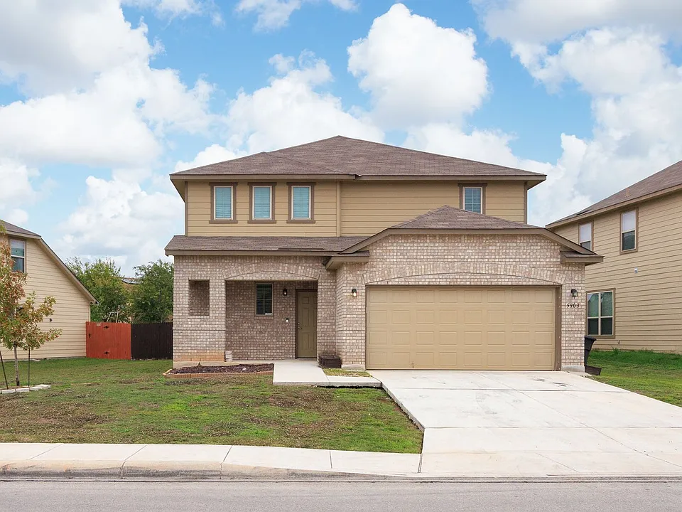 5903 Bridle Bnd