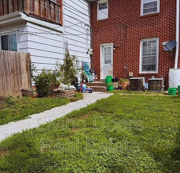 2301 South St — Photo 20