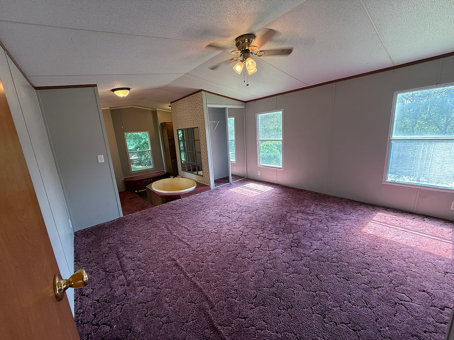 2 bed, $895 — Photo 3