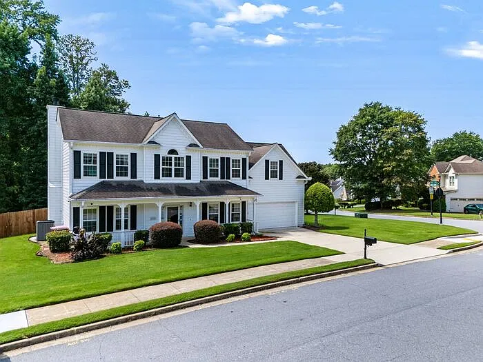 5910 Findley Chase Dr — Photo 2