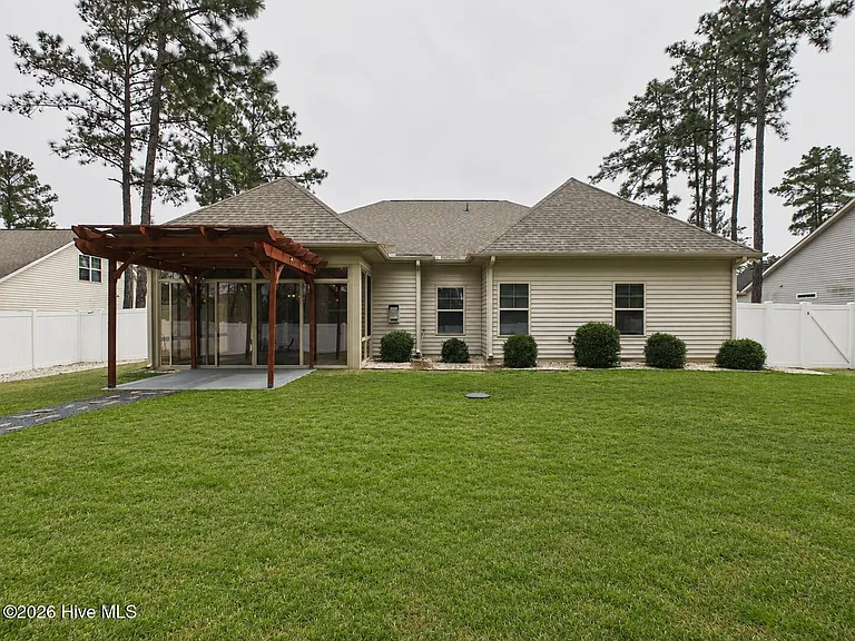316 Pine Laurel Dr — Photo 41