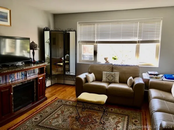 70 Farmington Avenue #4R, New London, CT 06320