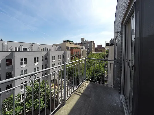 Rented by Cyberapts Management | media 35