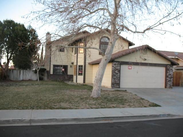 1st image of 2423 Oakcrest Ave