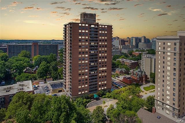 1st image of 4466 W Pine Blvd APT 24