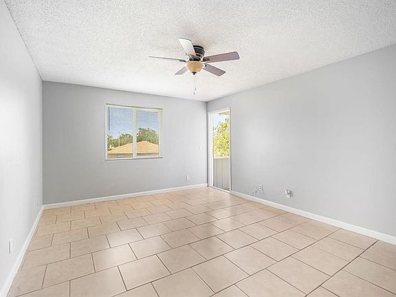 5th image of 239 Red Maple Pl #239
