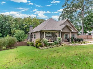 821 Chick Springs Rd, Greenville, SC 29609