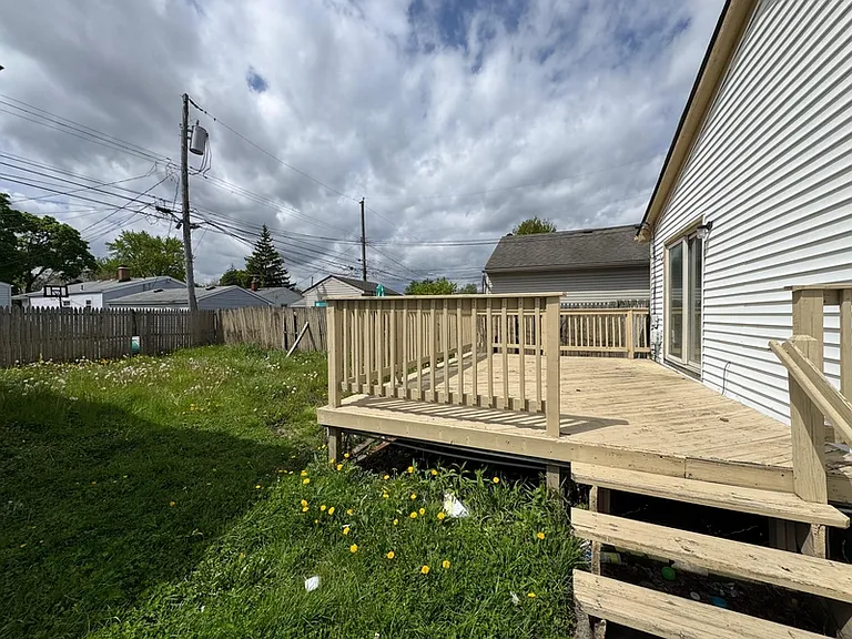 8716 Timken Ave — Photo 16