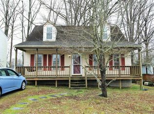 8501 Middle Rd, North Chesterfield, VA 23235