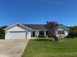 81 Michaels Ln, Brooksville, KY 41004
