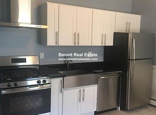149 Columbia St #3R, Cambridge, MA 02139