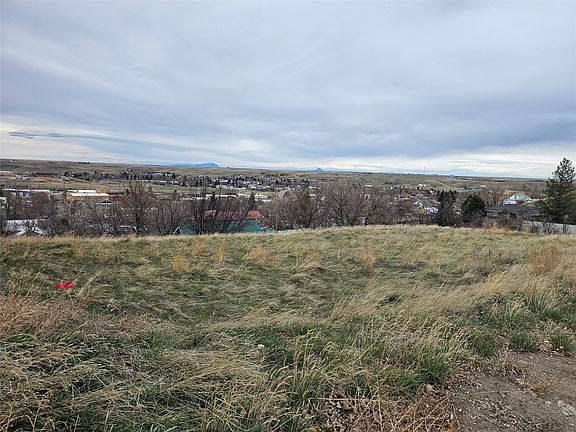 4th image of Nhn 4th St S