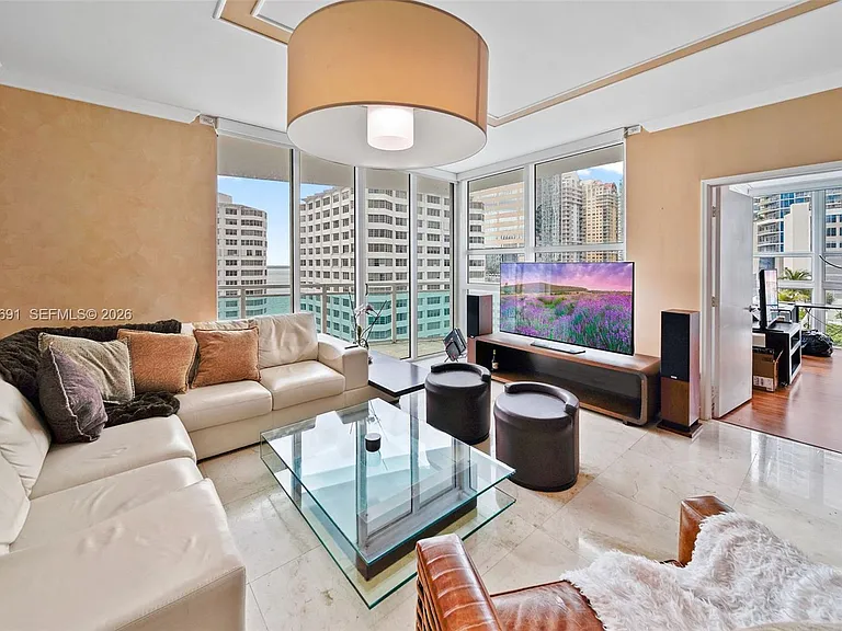 950 Brickell Bay Dr #1211 — Photo 1