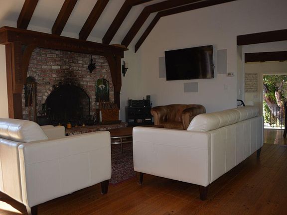 Living Room with Wood and gas Fireplace