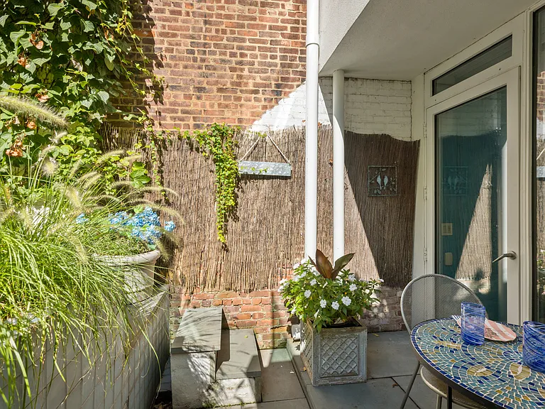 10 E 95th St #GARDEN — Photo 13