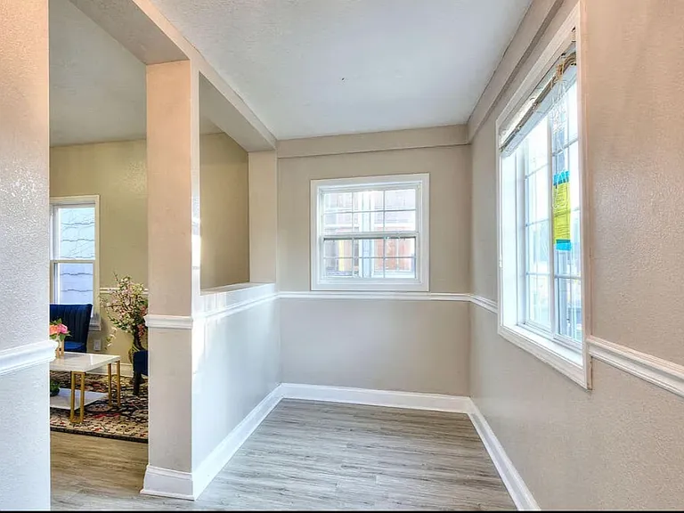 5661 Sohl Ave — Photo 17