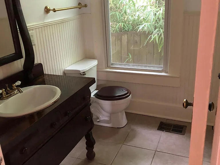 2101 Lee Pl — Photo 7
