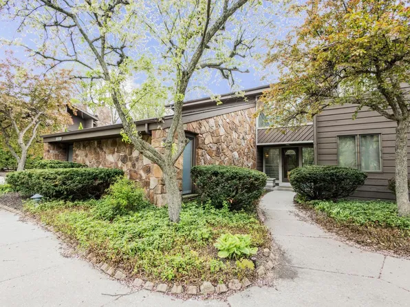 295 N Elm Grove ROAD #A, Brookfield, WI 53005