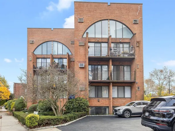 84-62 Austin Street #A6, Kew Gardens, NY 11415