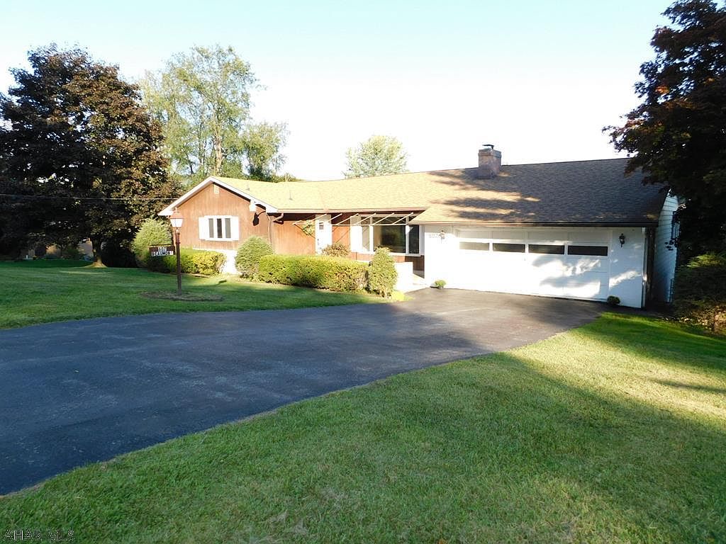 607 Beaumont Dr Altoona PA 16602 Zillow