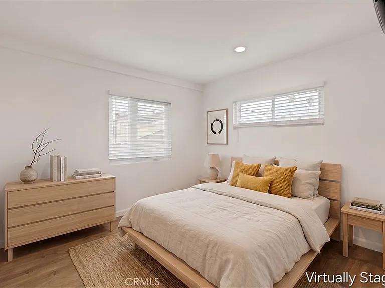 3773 W 168th St — Photo 5
