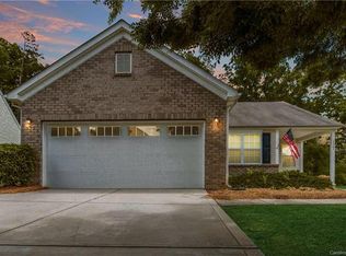 9043 Paddle Oak Rd, Charlotte, NC 28227