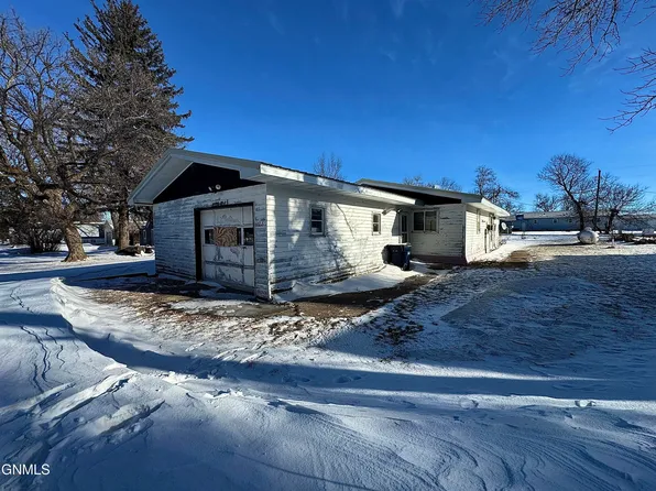 128 Park Ave W, Bowdon, ND 58418