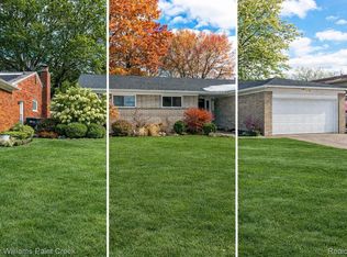 10127 Andrews Ave, Allen Park, MI 48101