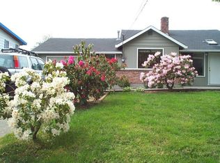 9051 Corliss Ave N, Seattle, WA 98103