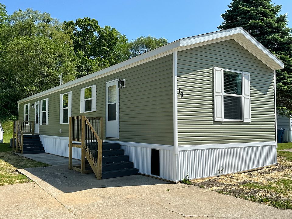 1st image of 79 Tammy Dr