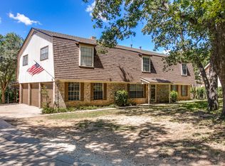 733 Wyche Ct, Burleson, TX 76028