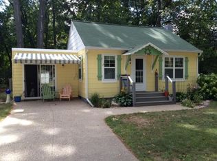 N2714 Park Lane Dr, Waupaca, WI 54981