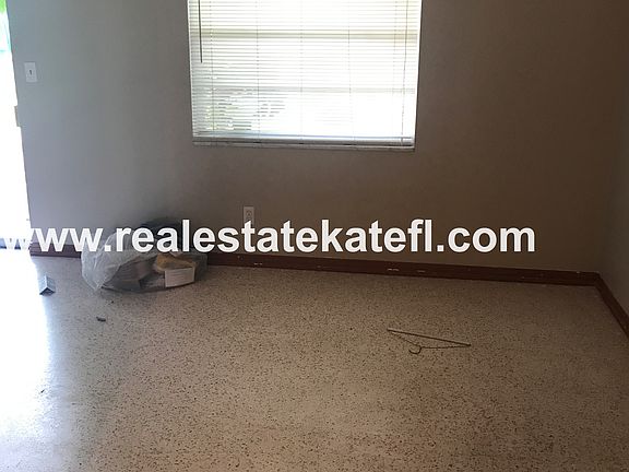 5th image of 4834 W Bay Villa Ave