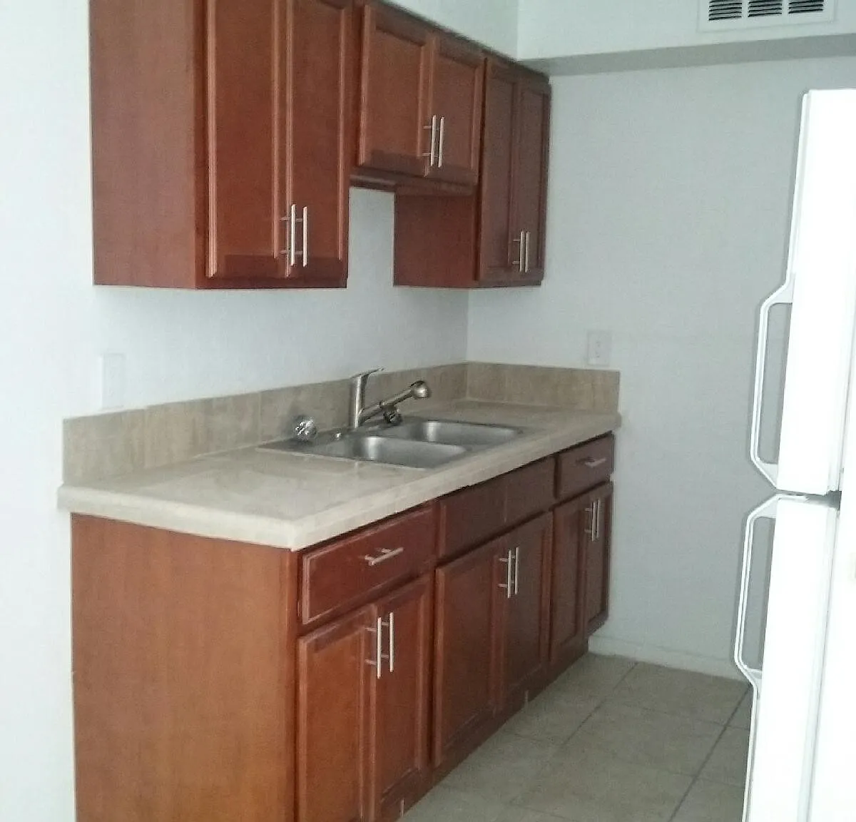 75th Ave. & Glendale 2bedroom $650.00 — Photo 4